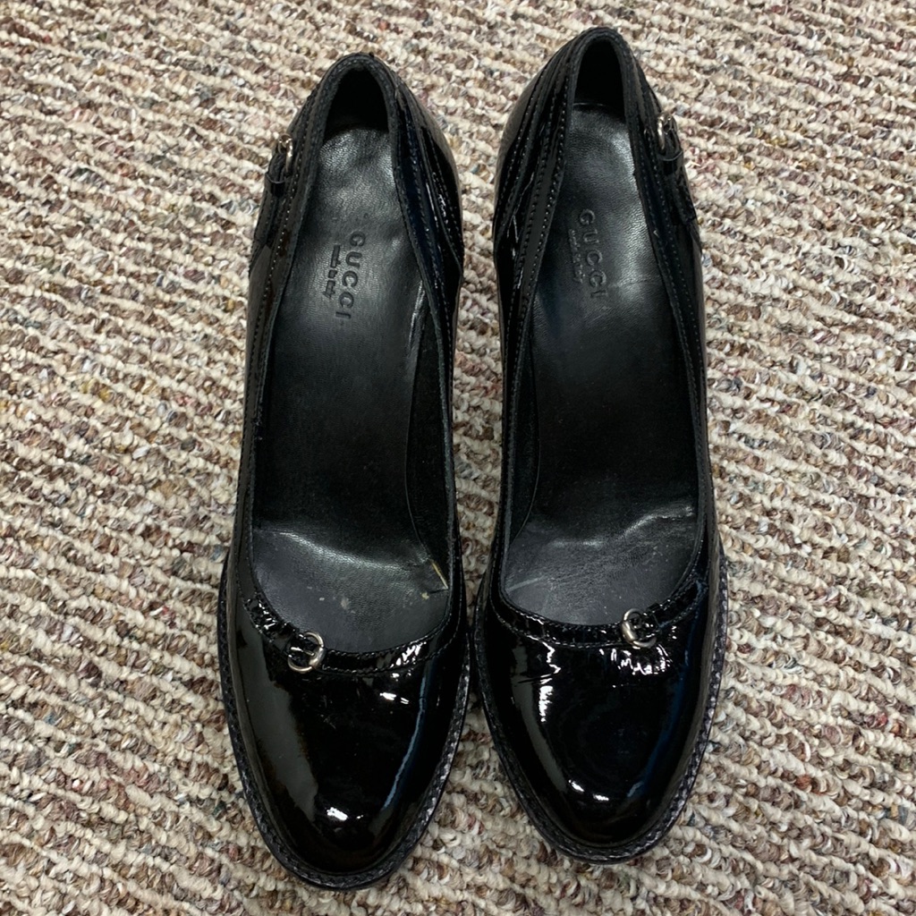 Gucci Size 9 Black Heels